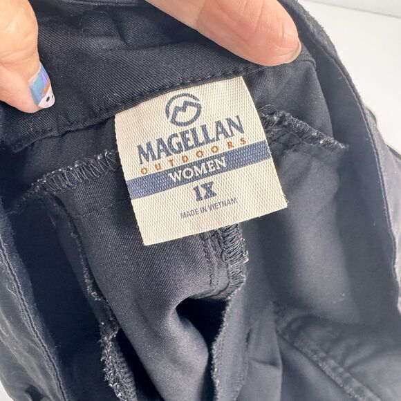 2 Pair Women’s MAGELLAN Shorts Fishing Hiking Performance Plus 1XL 6” Inseam - Picture 6 of 7